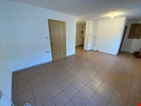 Praktisches und hochwertiges Büro oder Praxis in Auer zu vermieten. 5