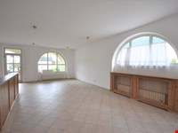 Geschäft / Atelier / Büro zu vermieten 3
