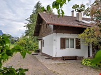 Einzigartiges Haus im Grünen in Kaltern zu verkaufen 2