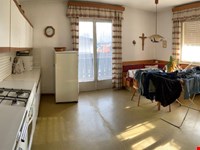 Kaltern, traditionelles Ein- oder Zweifamilienwohnhaus zu verkaufen. 9