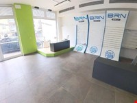 Leifers, Geschäftslokal mit Magazin und Parkplatz zu verkaufen 10