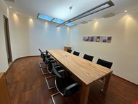 Ein prestigevolles gewerbliches Objekt – Büro, Praxis oder Geschäft 8