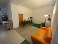 Großzügiges Studio oder Sporthalle im ersten Untergeschoss 3