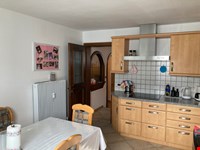 Große 4-5 Zimmerwohnunge im Grünen mit großem Privatgarten 4