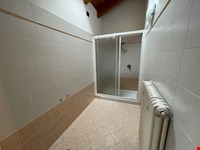 Neuwertige gepflegte 4-Zimmerwohnung mit großem Rund-um-Ballkon 6