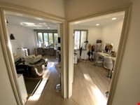 Wunderbar funktionierender Friseursalon abzugeben 3