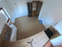 Dreizimmerwohnung im Zentrum von Tisens zu vermieten. 10