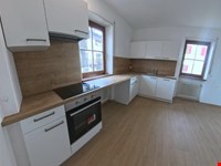 Dreizimmerwohnung im Zentrum von Tisens zu vermieten. 9