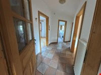 Dreizimmerwohnung im Zentrum von Tisens zu vermieten. 5