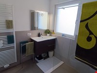 Neuwertige Dreizimmerwohnung mit Panoramaterrasse im letzten Stock 8