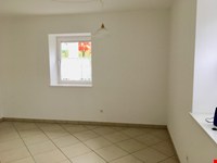 Schöne gepflegte 2-Zimmerwohnung mit Terrasse u Parkplatz zu vermieten 8
