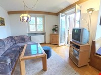 Traumhafte Ferienwohnung für Sommer und Winter – direkt am Berg 8