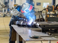 Etablierter Handwerksbetrieb mit großzügiger Betriebshalle 3