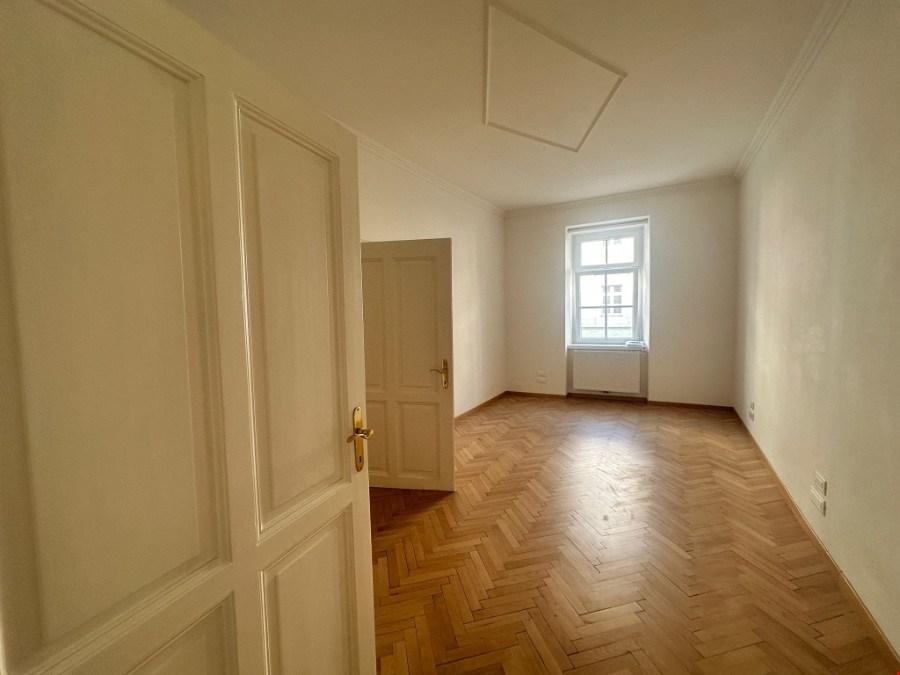 Nr. 1: Attraktive Büro- oder Praxisflächen in Meran zu vermieten! Nr. 1: Attraktive Büro- oder Praxisflächen in Meran zu vermieten!