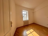 Nr. 1: Attraktive Büro- oder Praxisflächen in Meran zu vermieten! 3