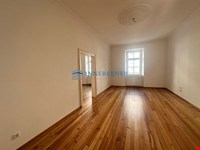 Nr. 2: Attraktive Büro- oder Praxisflächen in Meran zu vermieten! 3