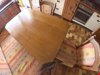 Tradition mit Herz – großzügige Wohnung mit Garten 10