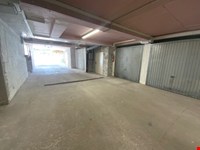 Garage im 1. Untergeschoss am Karerpass 2
