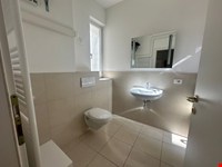 Nr. 2: Attraktive Büro- oder Praxisflächen zu vermieten! 4