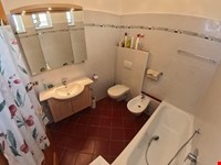 Ein Zuhause mit Charakter – Licht, Raum und Ruhe im Herzen von Bozen 3 Ein Zuhause mit Charakter – Licht, Raum und Ruhe im Herzen von Bozen 3