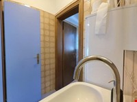 Hervorragend gelegenes Geschäft in Lana zu vermieten 4