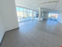 Gewerbeimmobilie mit Charakter in der Industriezone Meran 7