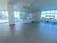 Gewerbeimmobilie mit Charakter in der Industriezone Meran 9