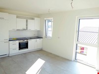 Meran – Sinich | Neuwertige Zweizimmerwohnung im 3. Stock zu vermieten 3