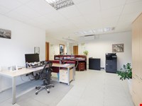 Renditeobjekt: Vermietetes Büro in Bozen 2