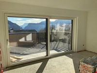 Neue 3-Zimmer-Wohnung mit Panoramaterrasse, Keller und Parkplatz. 2