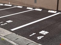 Drei Parkplätze in Leifers – sichere Investition 1