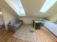 Zweizimmerwohnung im Dachgeschoss zu vermieten 9