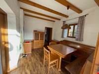 Charmantes Haus mit Ausbaupotenzial in schöner Panoramalage! 3