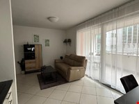 Gepflegte u. möblierte 3-ZWG, Terrasse, Balkon, Garage zu vermieten! 2