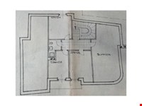 Freistehendes großes sanierungsbedürftiges Haus zu verkaufen 8