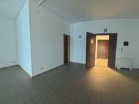 Labor, Praxis oder Büro in der Industriezone Meran zu verkaufen 3