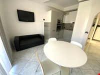 Dreizimmerwohnung im 3. Stock in der Mailandstraße, Bozen 3