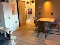 2 - Zimmer mit Balkon zu vermieten 1