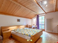 Vollmöblierte Einzimmerwohnung mit Balkon für 6 Monate zu vermieten! 3