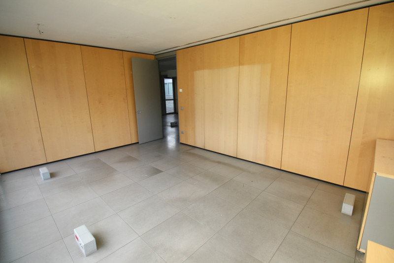 Büro 7