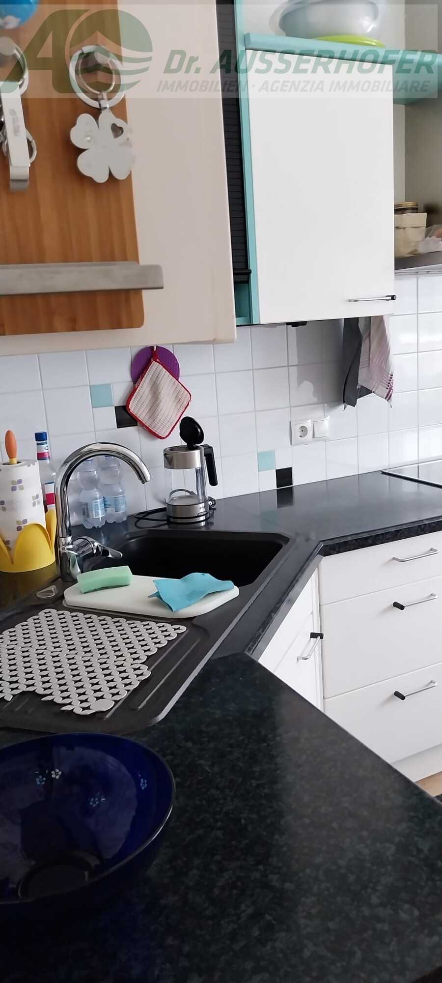 Helle und großzügige Wohnung in zentraler Lage von Reischach 6
