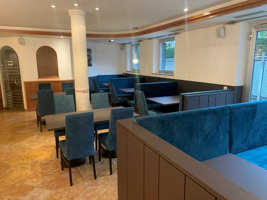 Renditeobjekt in zentraler Lage in Bruneck, aktuell als Cafe/Restauran 5