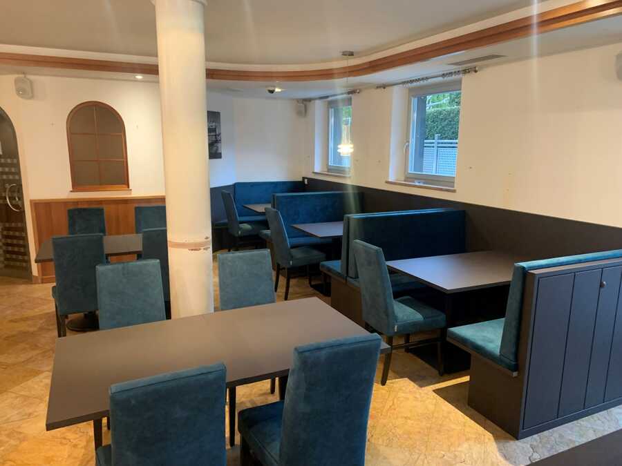 Renditeobjekt in zentraler Lage in Bruneck, aktuell als Cafe/Restauran 9