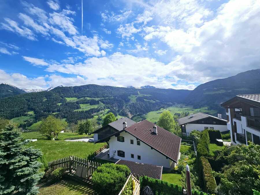 Dreistöckige Wohnung mit Panoramablick in Privathaus in Telfes 6