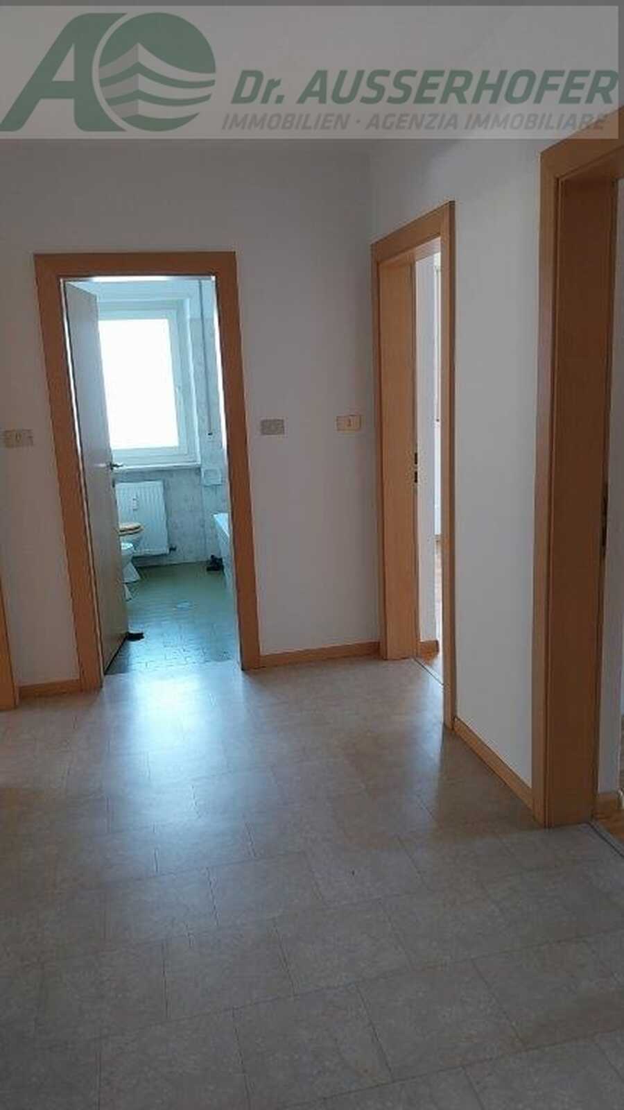 Großzügige Fünfzimmerwohnung im Zentrum von St. Lorenzen 4