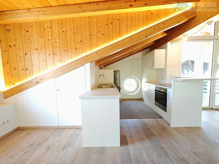 Elegante und hochwertige Penthouse-Wohnung mit Sonnenterrasse und Logg 5