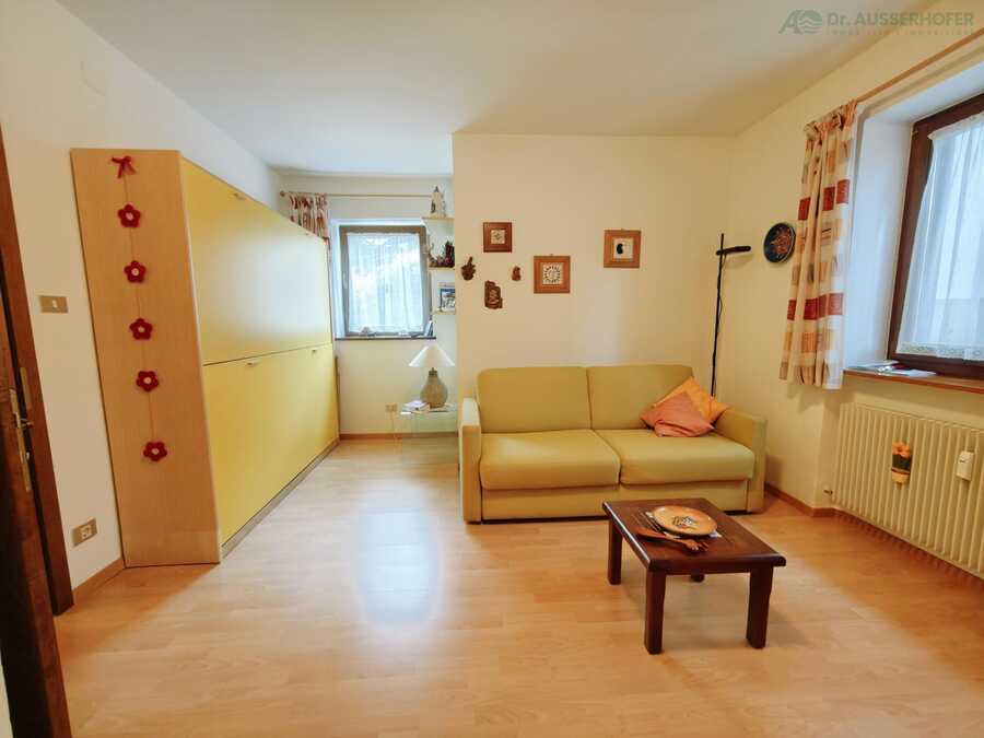 Charmantes Appartment im Erdgeschoss – ideal als Ferienwohnung oder  3