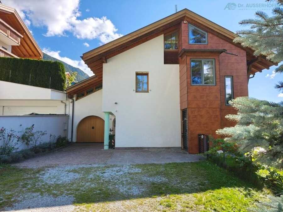 Freistehendes Haus in idyllischer Lage in Trens 2