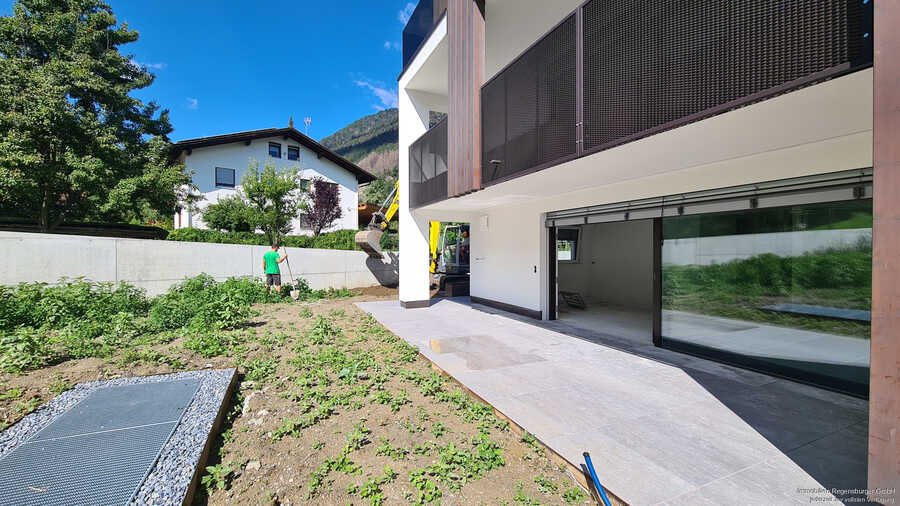 Sehr schöne 3-Zimmer Gartenwohnung in Neubau 3