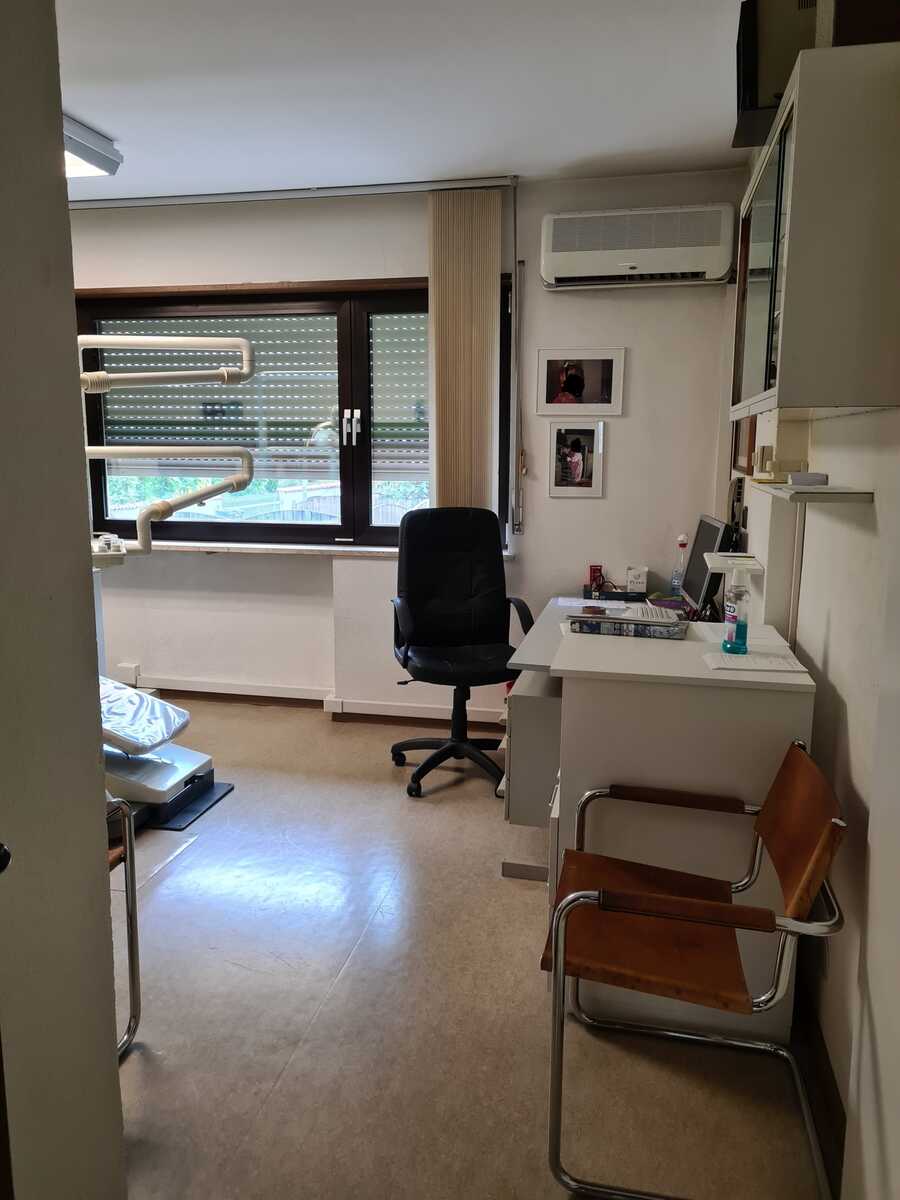 Große helle Praxis, Büro, Studio zu vermieten 6